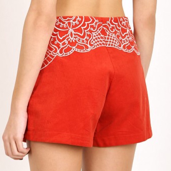 Minkpink “Wild Hearts” shorts in terracotta - Picture 3 of 8